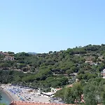 Ξενοδοχείο με διαμερίσματα Morcone 3*