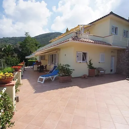 Ξενοδοχείο με διαμερίσματα Morcone Capoliveri (Isola d'Elba)